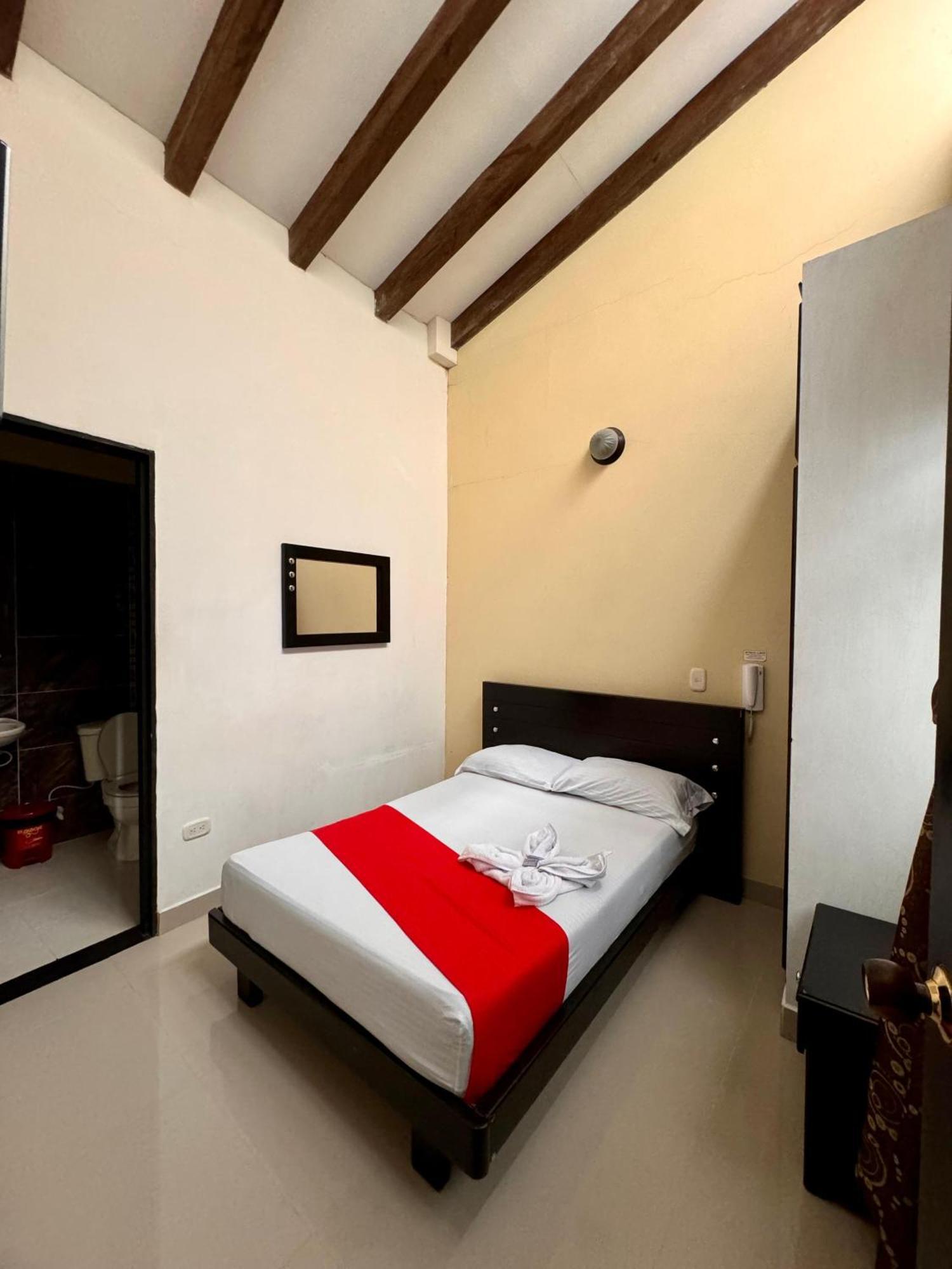 Hotel Portal Dorado Marinilla Eksteriør bilde