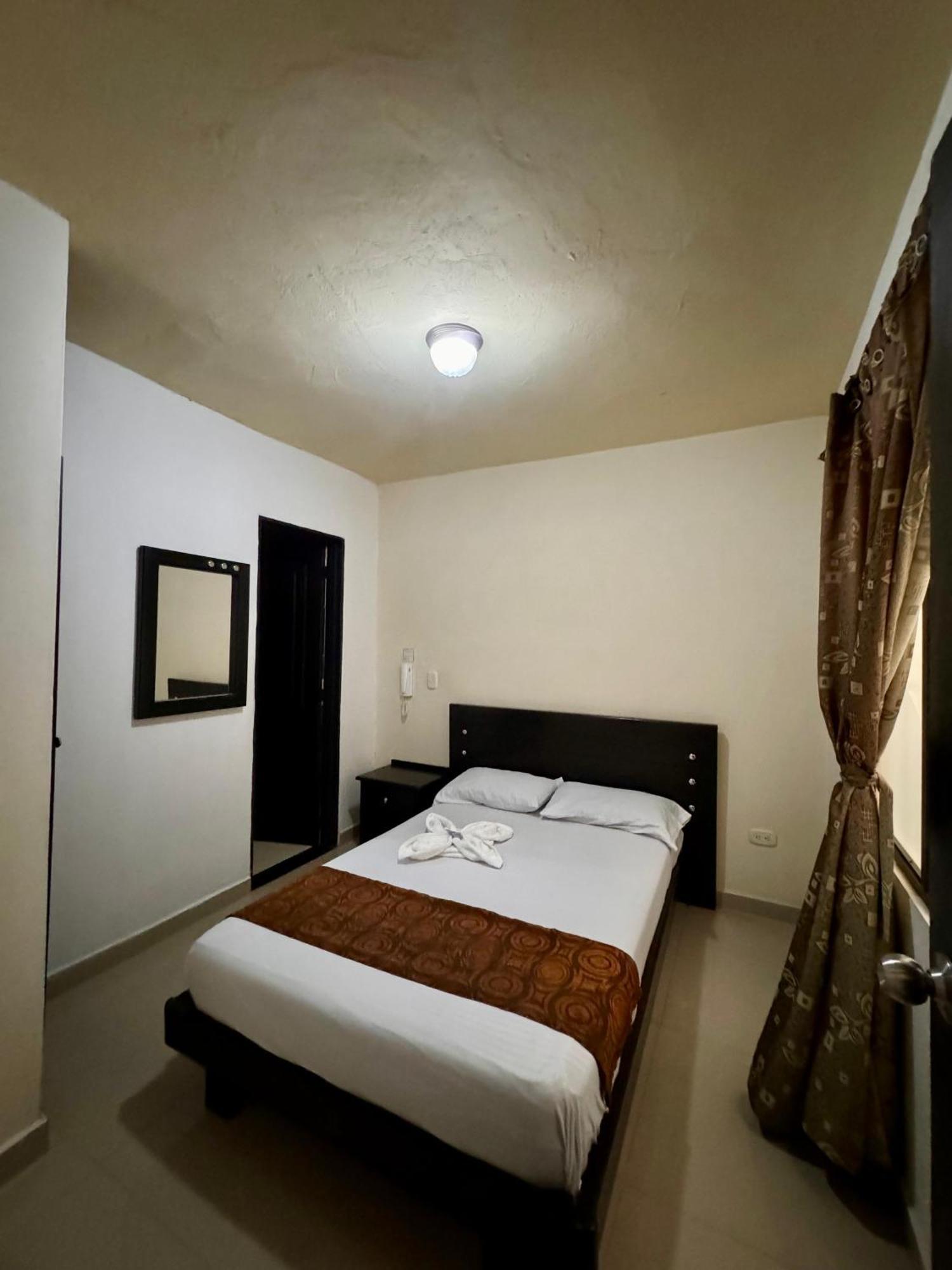 Hotel Portal Dorado Marinilla Eksteriør bilde